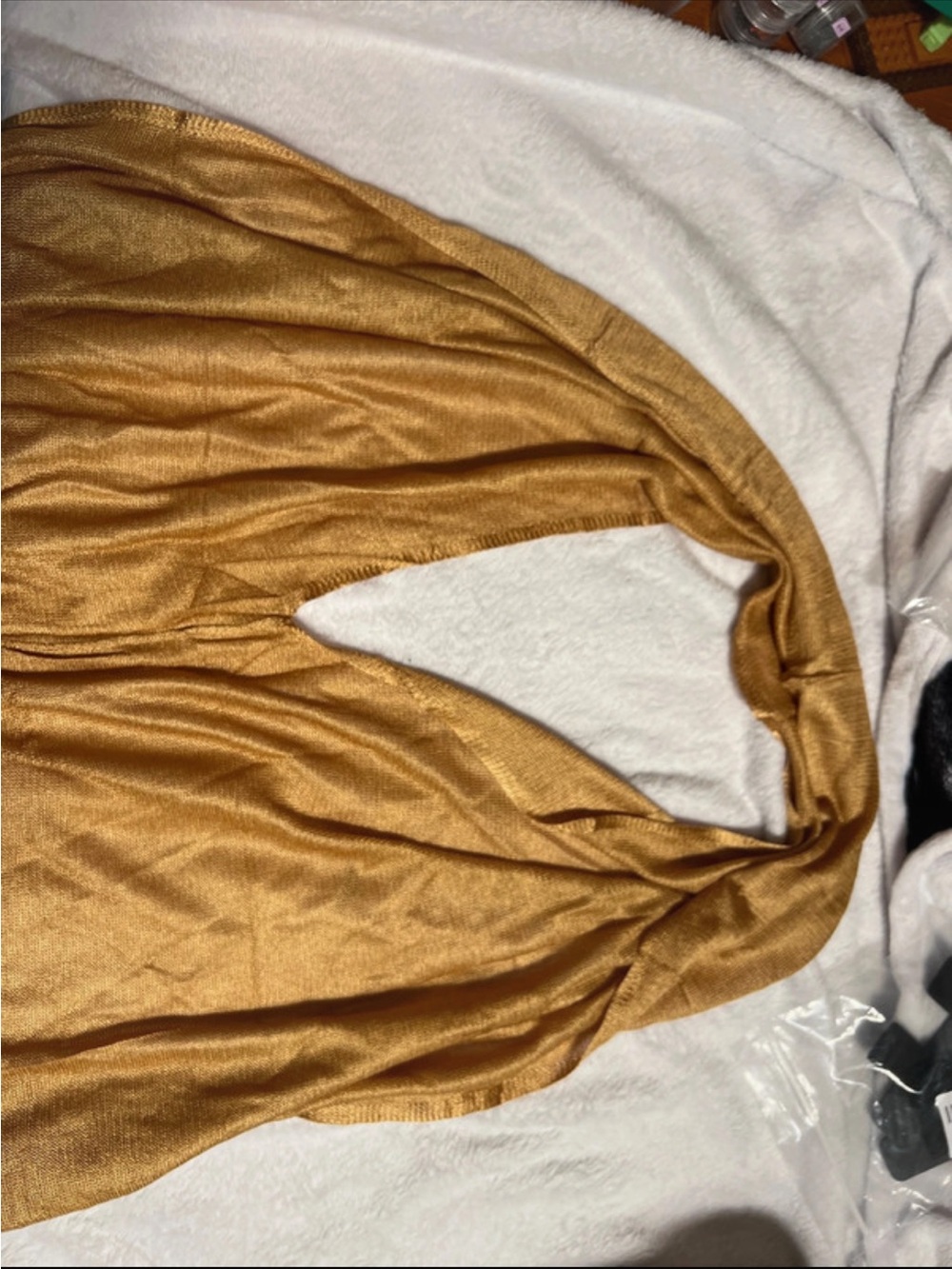 Metallic Gold Knit Top - US Size M #coverup #gold